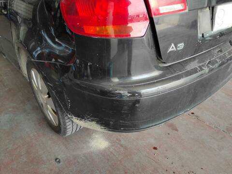 Foto 3ª: Paragolpes Trasero Audi A3 BLF (2006)