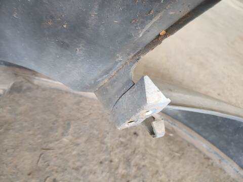 Foto 3ª: Rejilla Delantera Renault Mascott VERSION INDEFINIDA (2004)