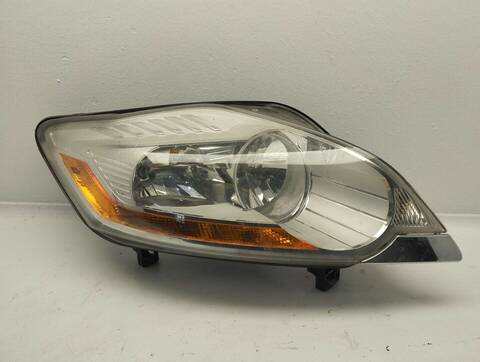 Faro Derecho Ford Kuga TREND 136CV 100KW