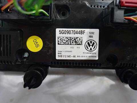 Foto 3ª: Mando Climatizador Volkswagen Touran ADVANCE BMT 110CV [CRKB] (2015)