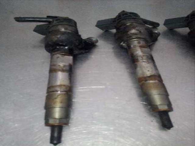 Foto 3ª: Inyectores Bmw Serie 4 418 420D COUPE 184CV 135KW [B47D20A] (2016)