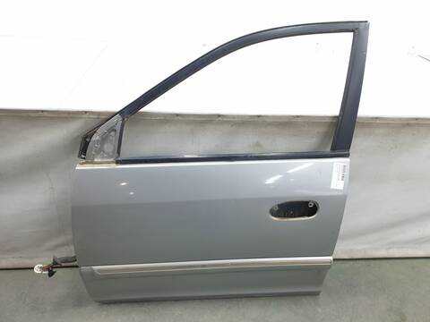 Foto 3ª: Puerta Delantera Izquierda Kia Carens 2.0 CRDI 140CV [D4EA] (2002)