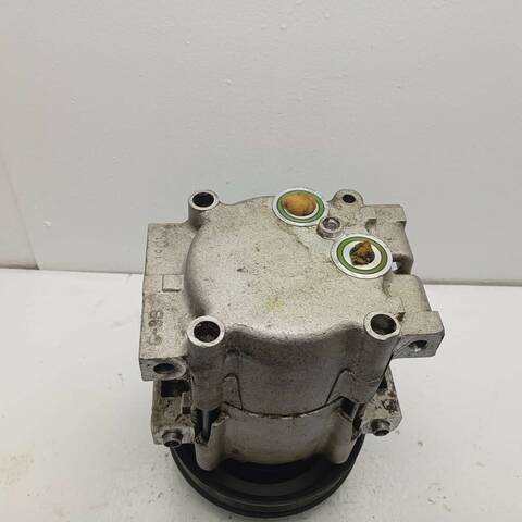 Foto 2ª: Compresor Aire Acondicionado Ford Fiesta 1.3 CAT ENDURA-E) BERLINA 60CV 44KW [J4R] (2001)