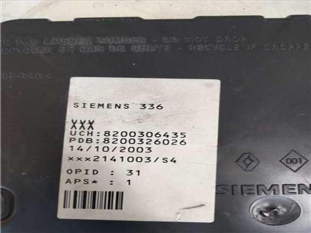 Foto 3ª: Centralita Motor ECU Renault Megane 1.9 BUSINESS [1.9 LTR. - 96 KW DCI DIESEL FAP] II BERLINA 5P (10.2002-_) [F9Q804]
