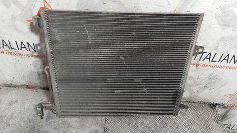 Foto 2ª: Radiador Calefaccion A.A. Mercedes Clase ML 320 3.0 CDI W164) 224CV 165KW 164.122) [OM642940] (2005)