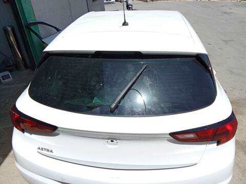 Portón Opel Astra 1.2 TURBO 68) 110CV 81KW