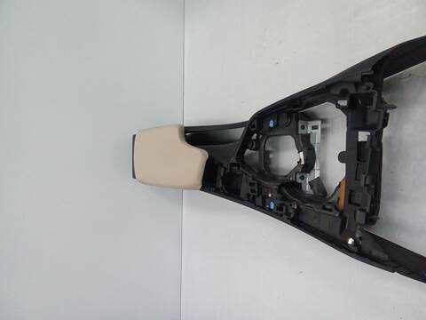 Foto 2ª: Consola Central Bmw Serie 3 318 2.0 D 150CV 110KW F30 F80) [B47 D20 A] (2016)