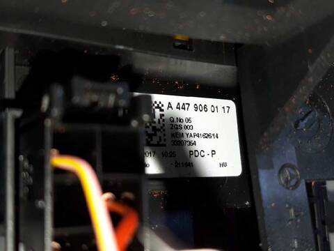 Foto 3ª: Caja Reles Fusibles Mercedes Clase V 200 V 250 CDI/BT EDITION 4MATIC 447.813) 190CV 140KW (2014)