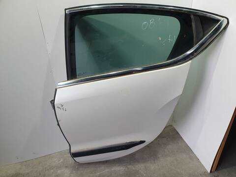 Puerta Trasera Izquierda Citroen DS4 DESIGN 112CV 82KW