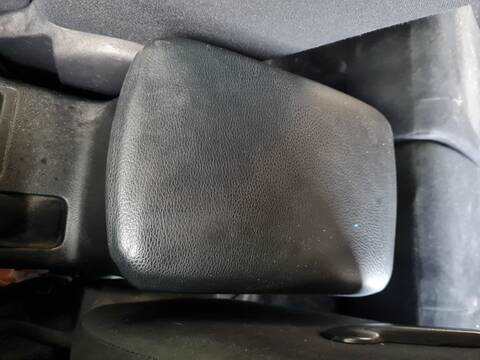 Consola Central Nissan X-Trail PLATINUM 4X4 150CV 110KW T31)