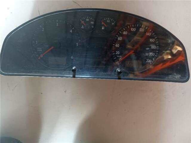 Cuadro de Instrumentos Volkswagen Transporter 2.5 TDI