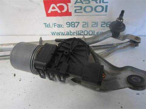 Foto 2ª: Motor Limpia Delantero Dacia Sandero 1.4 75CV 55KW [G/ K7JA7] (2009)