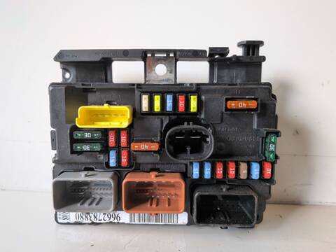 Caja Reles Fusibles Peugeot 207 5FW COUPE
