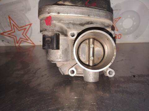 Foto 2ª: Caja Mariposa Volkswagen Golf CONCEPTLINE BERLINA 75CV 55KW