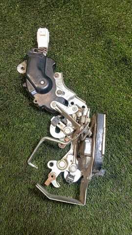 Foto 3ª: Cerradura Puerta Trasera Derecha Toyota 4 Runner 3.0 T DIESEL (1993)