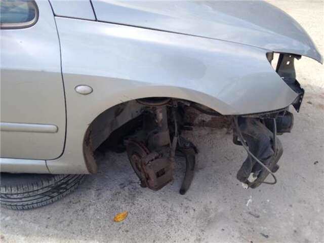 Aleta Delantera Derecha Peugeot 307 1.6 16V