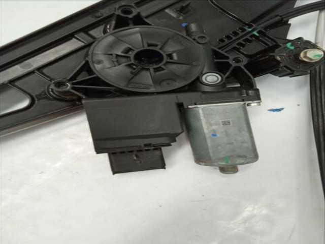 Foto 3ª: Elevalunas Eléctrico Delantero Derecho Peugeot 3008 1.2 THP/ PURETECH 130 MRHNSM MRHNSU MRHNSJ MRHNYW ... 131CV 96KW [HNS (EB2ADTS),HNY (EB2DTS)] (2018)