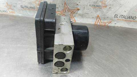 Foto 2ª: Abs Mercedes Clase C 160 180 COMPRESSOR 203.046) BERLINA 143CV 105KW [M271946] (2003)