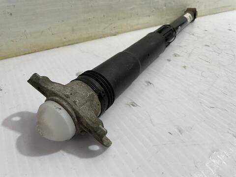 Foto 3ª: Amortiguador Trasero Derecho Volkswagen Golf COMFORTLINE BLUEMOTION AUT. 150CV (2013)