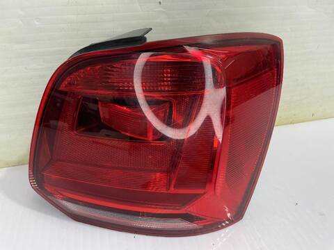 Foto 3ª: Piloto Trasero Derecho Volkswagen Polo ADVANCE BLUEMOTION 90CV [CUSB] (2014)