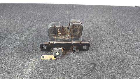 Foto 3ª: Cerradura Maletero Portón Volkswagen Touareg AZZ AUT. (2005)