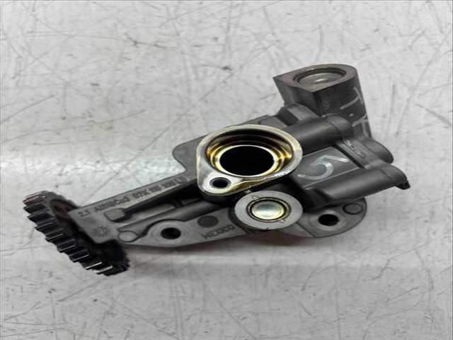 Foto 2ª: Bomba de Aceite Volkswagen Jetta 170 CV 125KW [CBUA CBU] (2007)