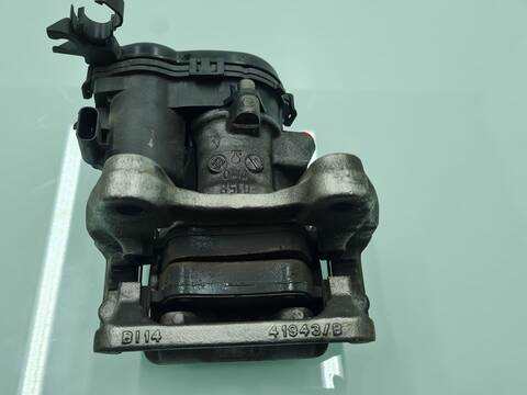 Foto 3ª: Pedal Embrague Mercedes Clase G 230 GLA 200 CDI 156.908) 136CV 100KW [651930] (2016)