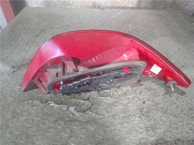 Foto 2ª: Piloto Trasero Izquierdo Peugeot 307 2.0 HDI 90 [RHY (DW10TD)]