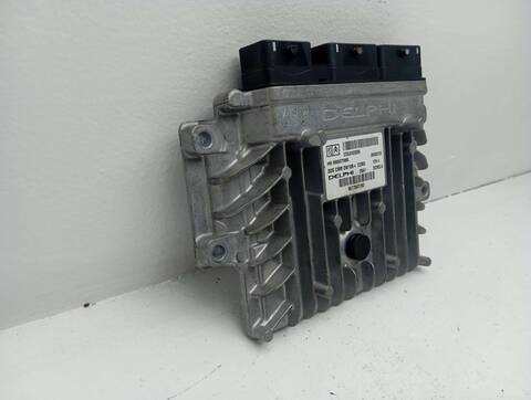 Foto 2ª: Centralita Motor ECU Peugeot 508 STYLE 140CV 103KW [RHF] (2012)