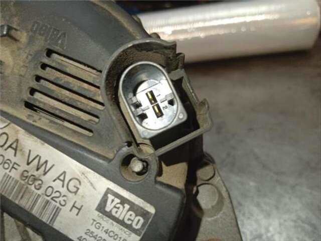 Foto 3ª: Alternador Audi A4 2.0 TDI 16V (103KW) [2.0 LTR. - 103 KW TDI] [BLB]