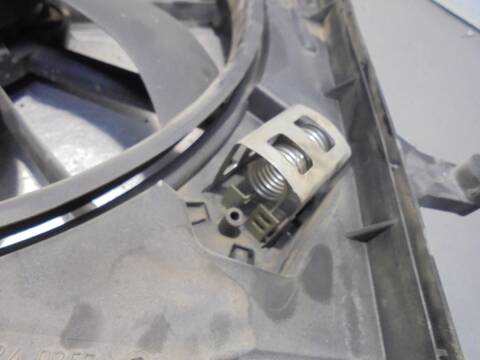 Foto 2ª: Electroventilador Renault Megane 1.4 16V BERLINA 95CV 70KW I FASE 2 BERLINA BA0) [K4J C7] (2000)