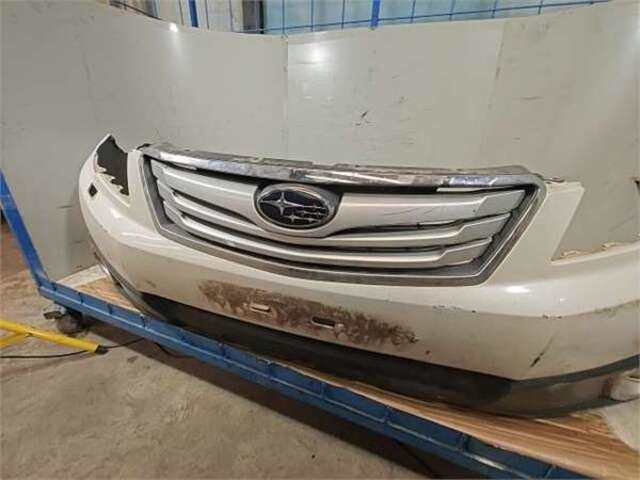 Foto 2ª: Paragolpes Delantero Subaru Legacy 2.0 EXECUTIVE S [2.0 LTR. - 110 KW DIESEL CAT]
