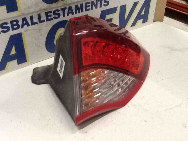 Foto 2ª: Piloto Trasero Derecho Renault Laguna 2.0 DCI BERLINA 0CV [M9R858] (2012)