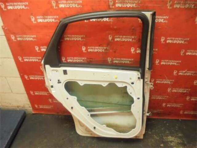 Foto 2ª: Puerta Trasera Izquierda Ford Focus 1.6 TDCI [HHDA]