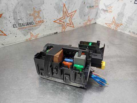 Caja Reles Fusibles Citroen C5 FEEL AIRCROSS 131CV 96KW