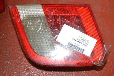 Piloto Portón Derecho Bmw Serie 3 315 320D