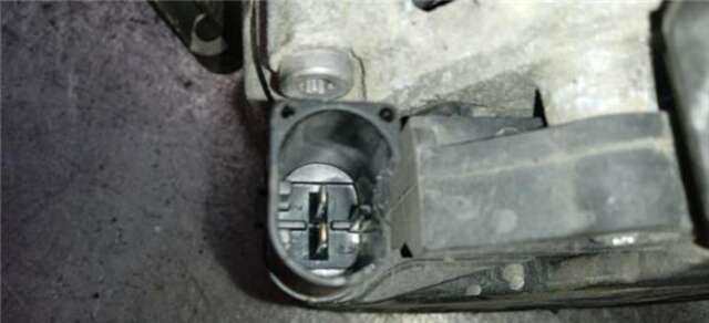 Foto 3ª: Alternador Mercedes Clase G 230 4.0 GL 450 CDI 4-MATIC (164.828) [4.0 LTR. - 225 KW CDI] [629912]