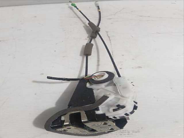 Foto 3ª: Cerradura Puerta Trasera Izquierda Toyota Yaris 1.5 HYBRID MXPH11) 92CV [M15A-FXE] (2020)