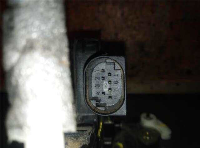 Foto 3ª: Cerradura Puerta Trasera Izquierda Bmw Serie 3 315 320 D (150CV) [204D4]