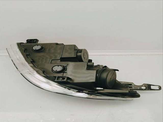 Foto 3ª: Faro Derecho Peugeot 301 VERSION INDEFINIDA (2012)