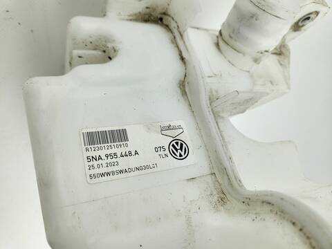 Foto 3ª: Deposito Limpiaparabrisas Volkswagen Tiguan 2.0 TDI 150CV 110KW [DTSB] (2023)