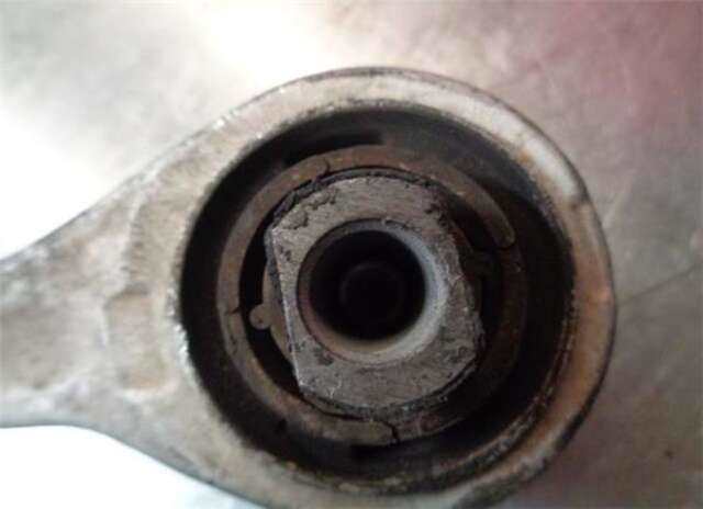 Foto 3ª: Brazo Suspension Delantero Derecho Audi A4 2.5 TDI [2.5 LTR. - 110 KW V6 24V TDI] [AFB]