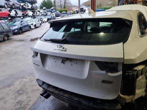 Portón Jaguar F Pace PRESTIGE 179CV 132KW