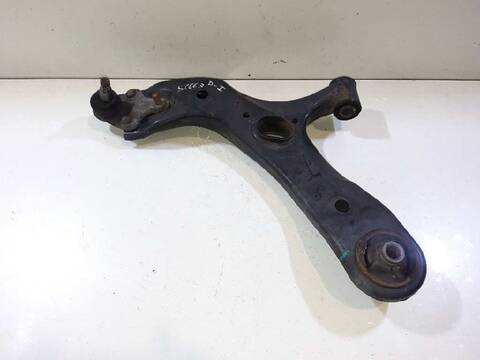 Brazo Suspension Delantero Izquierdo Toyota Auris 1.8 16V HIBRIDO) 99CV 73KW