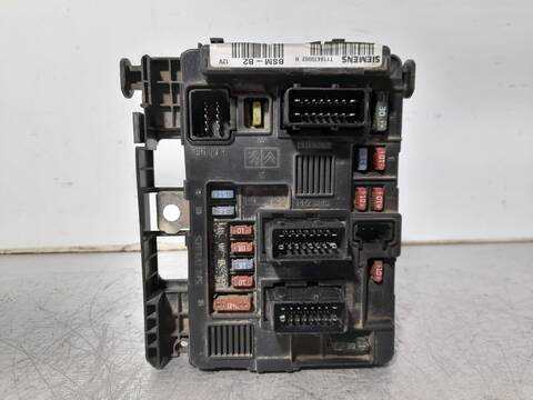Caja Reles Fusibles Citroen Xsara 1.6 HDI CAT 9HY - DV6TED4) PICASSO 109CV 80KW