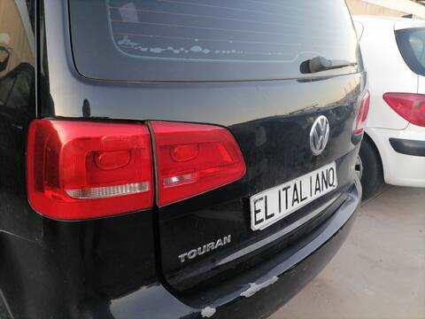 Foto 3ª: Portón Volkswagen Touran ADVANCE BLUEMOTION 105CV 77KW [CAY] (2011)