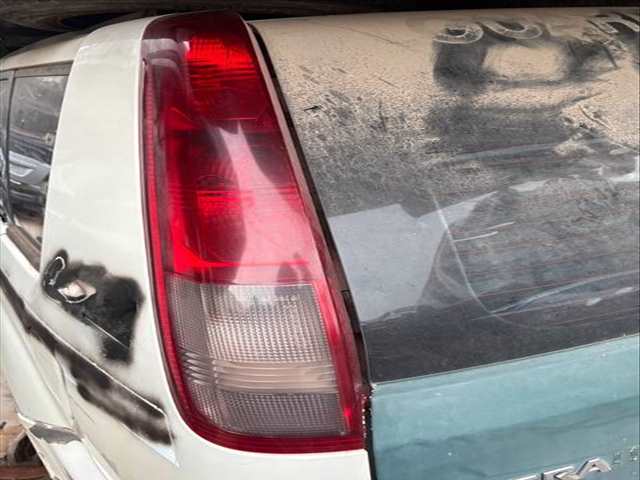 Piloto Trasero Izquierdo Nissan X-Trail VERSION INDEFINIDA T30)