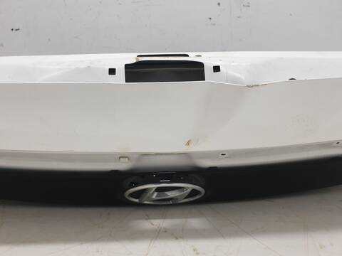 Foto 2ª: Portón Hyundai i20 KLASS