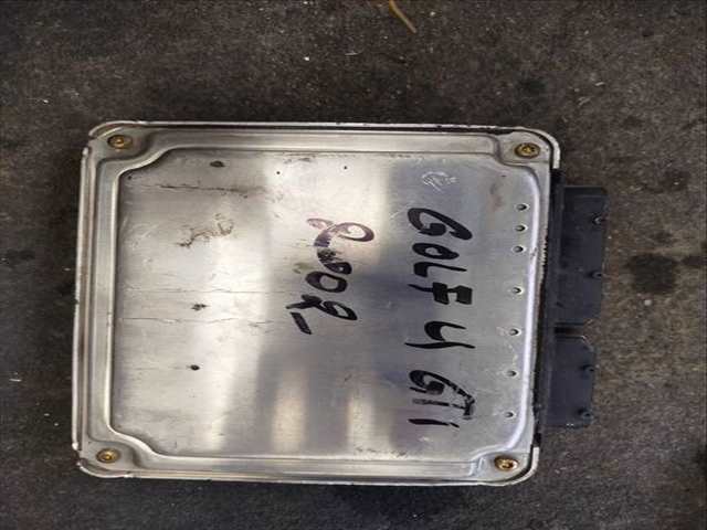 Foto 3ª: Centralita Motor ECU Volkswagen Golf BERLINA (1999)