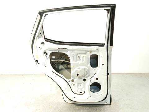 Foto 4ª: Puerta Trasera Izquierda Mg ZS 1.5 VTI 106CV 78KW [15S4C] (2022)